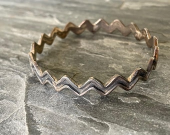 Vintage Sterling Shadow Box Zig Zag Chevron Round Bangle Bracelet Mexico 925 Heavy Quality Pretty The Best