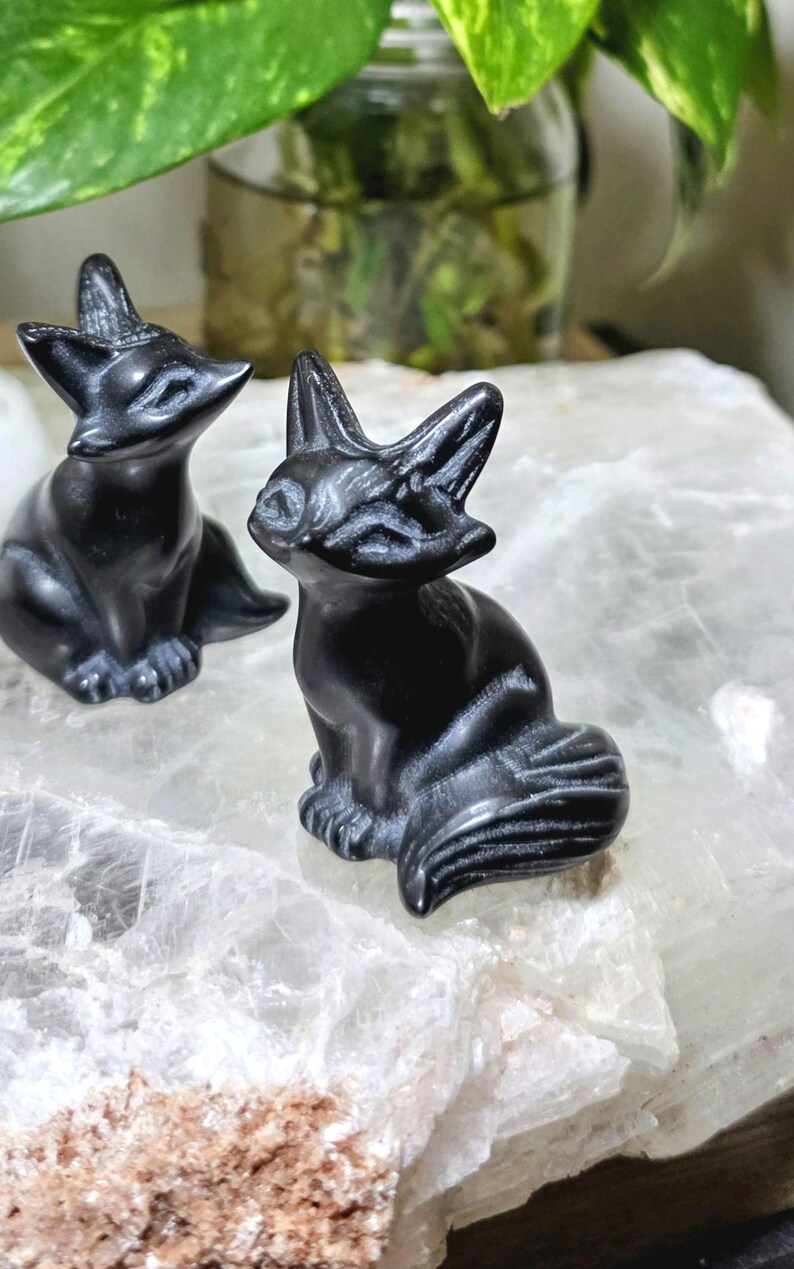Black obsidian fox crystal carving protection totem