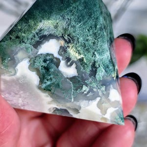 Moss Agate Diamond Carving Crystal | Hand Carved Green Moss Agate Gemstone | Heart Chakra Healing Stone | Earthy Decor | Rare Crystal Gift