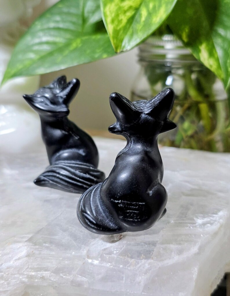 Black obsidian fox crystal carving protection totem