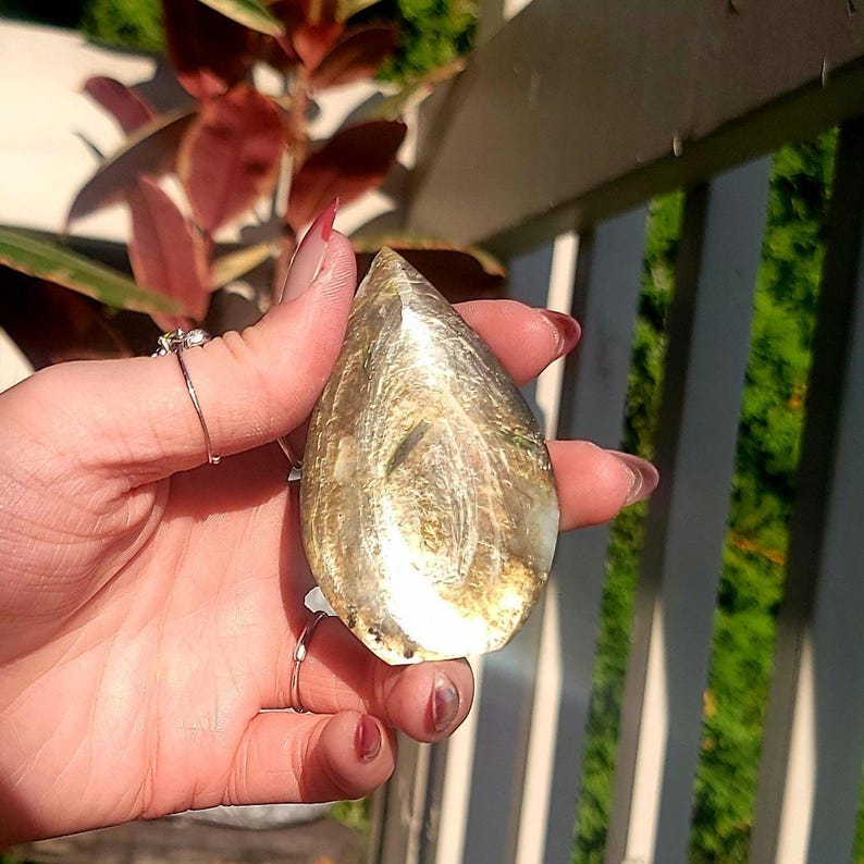 Natural High Quality Golden Mica Mountain Diamond Tower Crystal, Golden