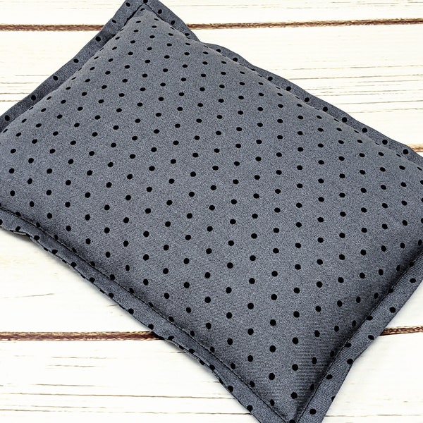 Microwave Corn Heating Pad 7x10, Warm Hugs Corn Bags, Migraine Headache Sinus Pressure, Muscle Pain Relief, Gray Black Swiss Dot, Ice Pack