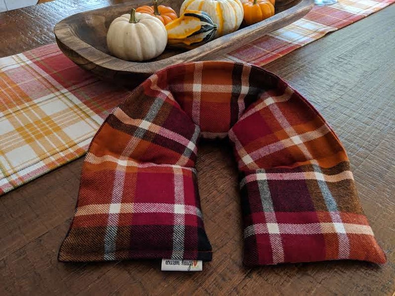 Microwave Flannel Corn Heating Pad, Dad Gift Set, Heated Neck Wrap, Relaxation Heat Packs, Stress Relief Neck Pain, Cozy Plaid image 2