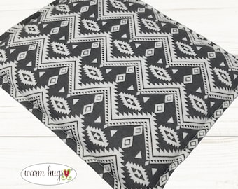 Microwave Flannel Corn Heating Pad 9x11, Heat Packs for Headache Sinus Pressure, Muscle Pain Relief, Dorm Room, Gray White Southwest Design