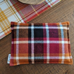 Microwave Flannel Corn Heating Pad, Dad Gift Set, Heated Neck Wrap, Relaxation Heat Packs, Stress Relief Neck Pain, Cozy Plaid image 3