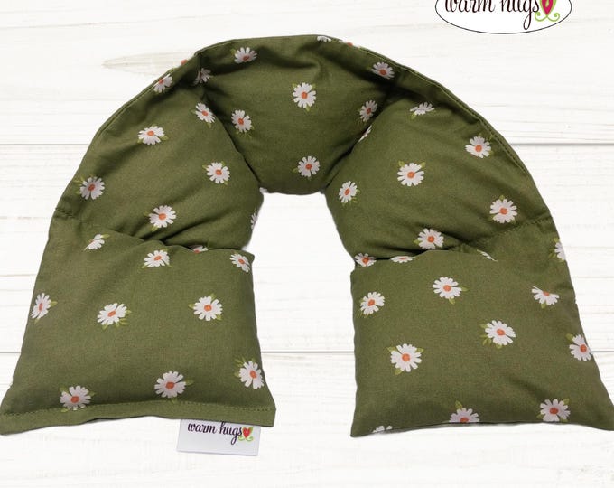 Warm Hugs Microwave Heated Neck Wrap 5 x24, Microwave Heat Wrap, Corn Bag, Hot Cold Therapy, Relaxation Massage, Green Daisy