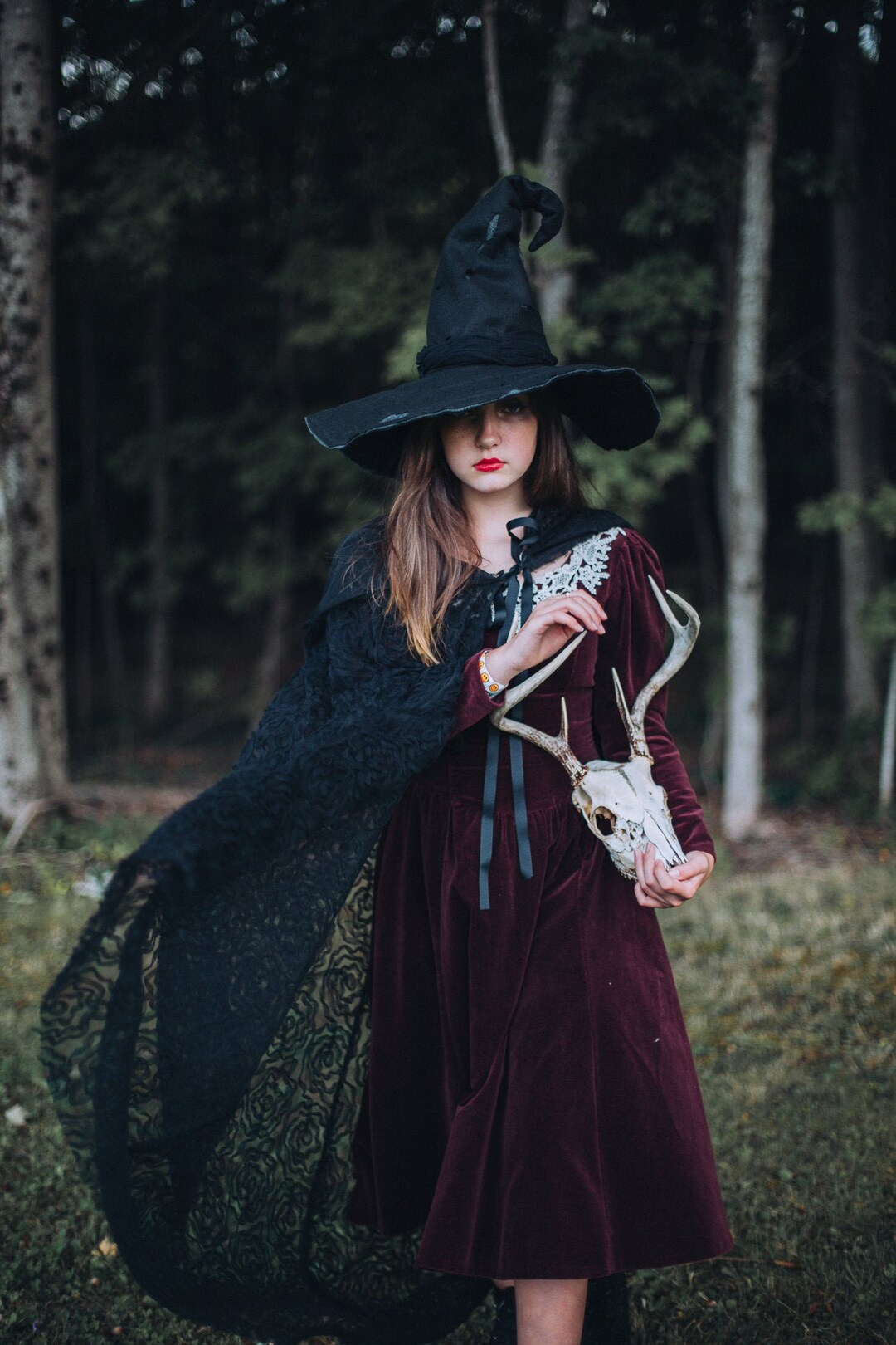 Gayle Distressed Black Witch Hat: Crooked Brim, Halloween/ren