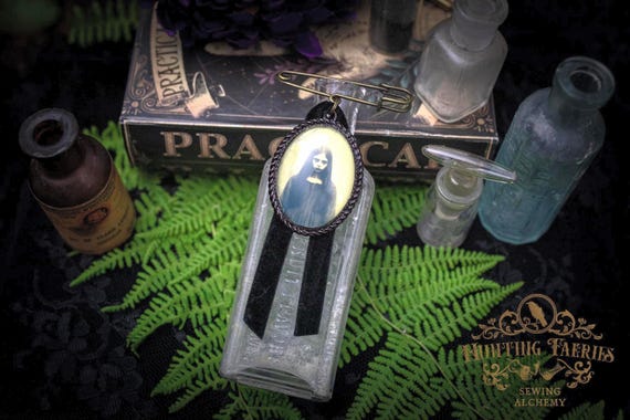 Ghostly Victorian Brooch: Witch Hat Pin with Velvet Ribbon