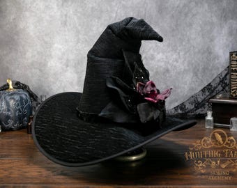 Sombrero de bruja ~Harper~ Negro, con ala ancha y curva lateral
