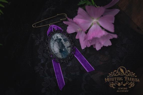 Vintage Young Witch Victorian Brooch with Kilt Pin and Velvet Ribbon, Witch Hat Accessory, Halloween Accessory, Witchcore Jewelry