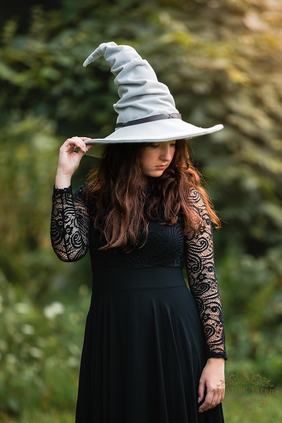 Freya the Wizard Hat in Light Grey Felt, crooked witch hat, hedge witch hat, ren faire hat, cottage witch hat, elemental witch hat