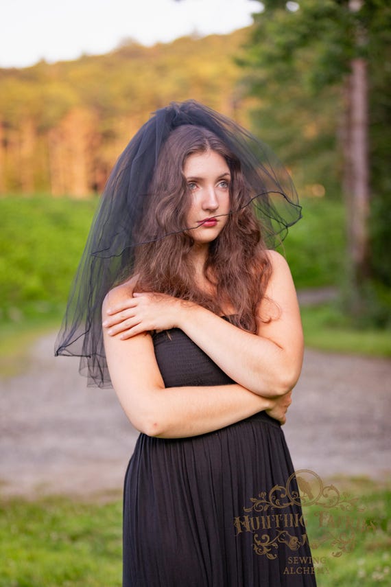 Black Tulle Layered Veil, Blusher Veil, Halloween Costume Headpiece, Monster Veil, Victorian Mourning Veil, Goth Veil, Halloween Party Veil