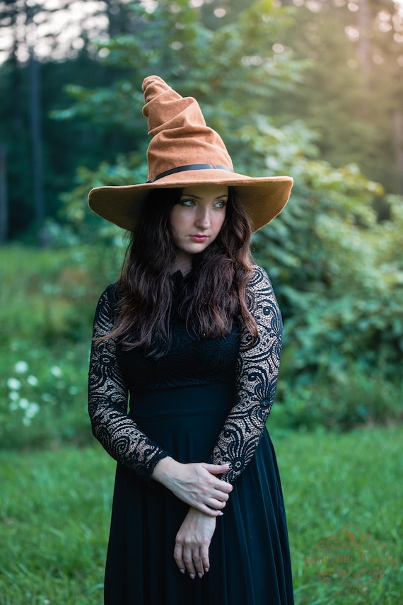 Freya the Wizard Hat in a Rust colored Felt, crooked witch hat, hedge witch hat, ren faire hat, cottage witch hat, elemental witch hat
