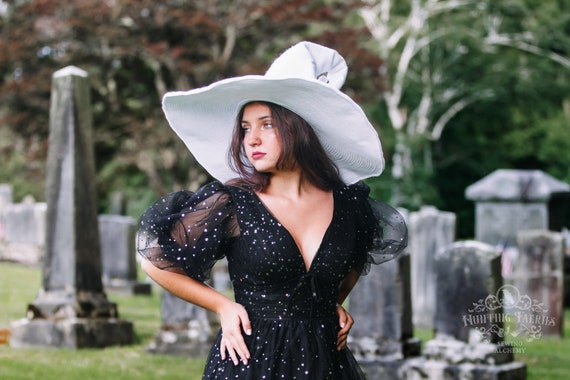 Beatrice Extra Large Brim Witch Hat in White Felt, crooked witch hat, ren faire hat, sorceress hat, hedge witch hat, classic witch hat