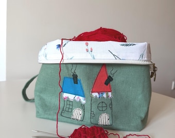 Green Linen Knitting Project Bag with Zipper, Yarn Storage Bag, Sock Project Pouch, Handmade Embroidered Gift for Knitters