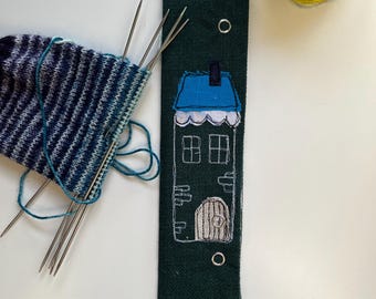 Handmade DPN Holder: Green Knitting Needle Case with Embroidered House