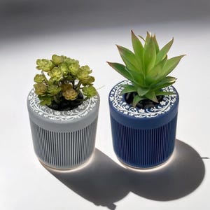 Circular Planter | Round Plant Pot | Lip Pattern Planter | Decorative Indoor Pot | Modern Table Decor - USA Dispatch