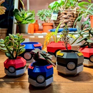 Pokeball planter - Etsy 日本