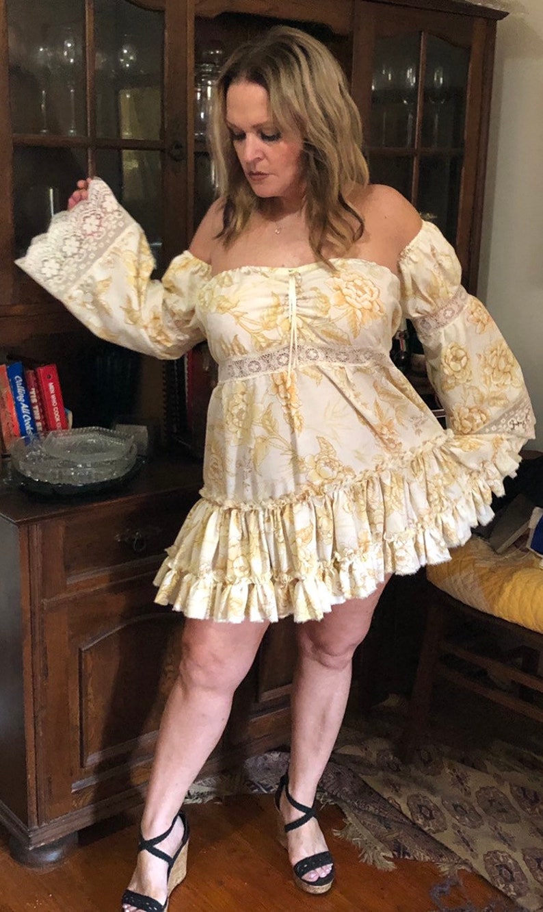 Marigold Vintage Yellow Floral Above the Knee Ruffled Baby Doll Dress Bohemian