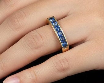 Vintage 14-karaats gouden saffierring: Europese ringband met saffier, geboortesteen van september.