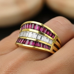 Bague baguette vintage en or 18 carats, diamants et rubis : jonc tendance