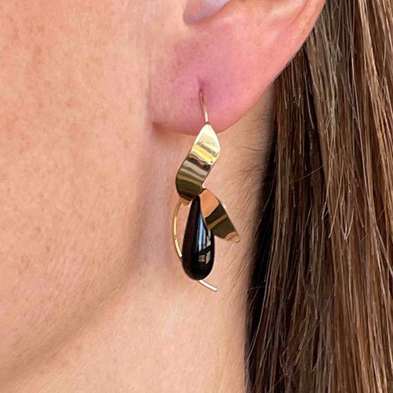 Vintage Gold Black Onyx Earrings, 14K Gold Petal C