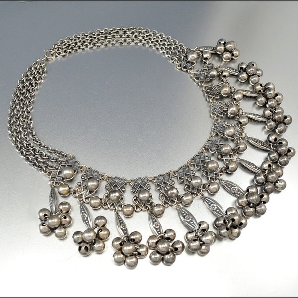 Vintage 1930s Art Deco Necklace Silver Fringe Bib Runway Jewelry