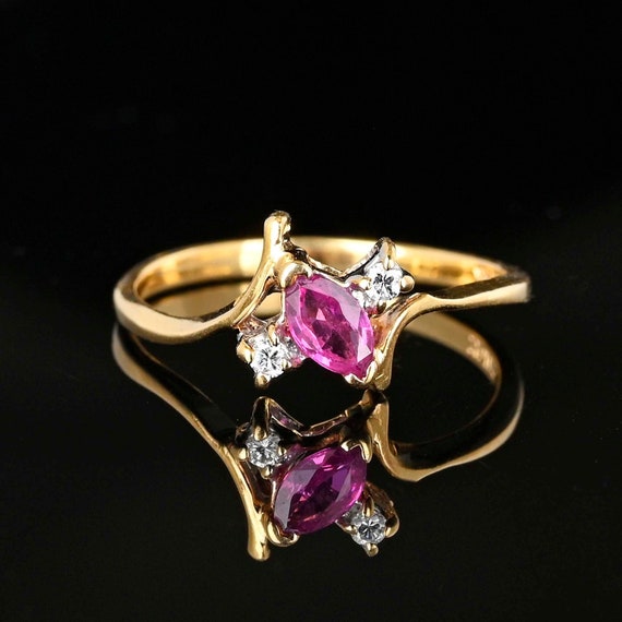 18kt White Gold .44 Pink Sapphire .14 Carat Diamond Necklace