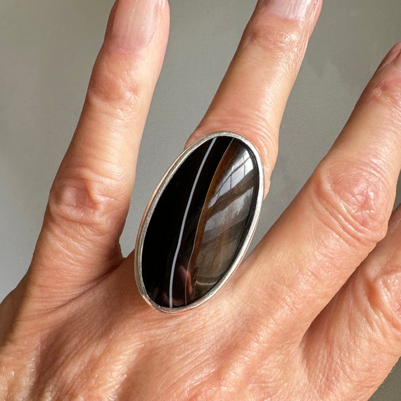 Vintage Silver Banded Agate Ring, Scottish Black … - image 4