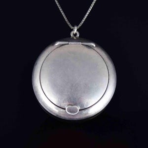 Art Deco Sterling Silver Compact Locket Pendant Necklace: 1920s Vanity Case