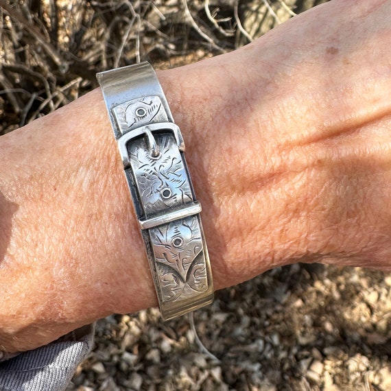 Antique Sterling Silver Buckle Bracelet, Engraved… - image 5