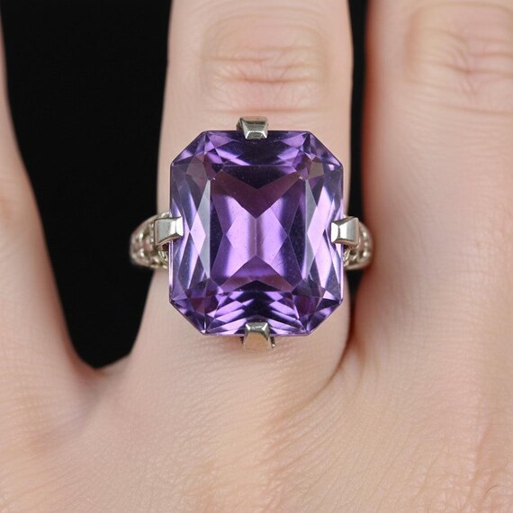 Art Deco Amethyst Ring: 18K White Gold Filigree, … - image 4
