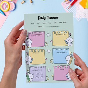 Agenda diária fofa em tons pastel e estilo kawaii (sem data) - Organize-se da maneira mais fofa!