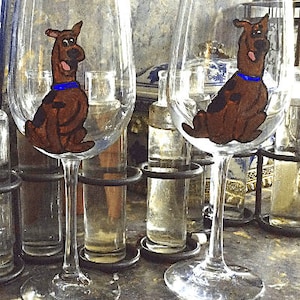 Scooby,scooby doo,wine glasses,custom,disney,hand painted,shot glasses,barware,disney characters,painted glasses,cartoon characters