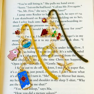 Custom Charm Bookmark, Handmade Gold Bookmark, Aesthetic Bookmark, Book Club Gifts, Metal Bookmark With Charms, Book Lover Gifts For Her/Him