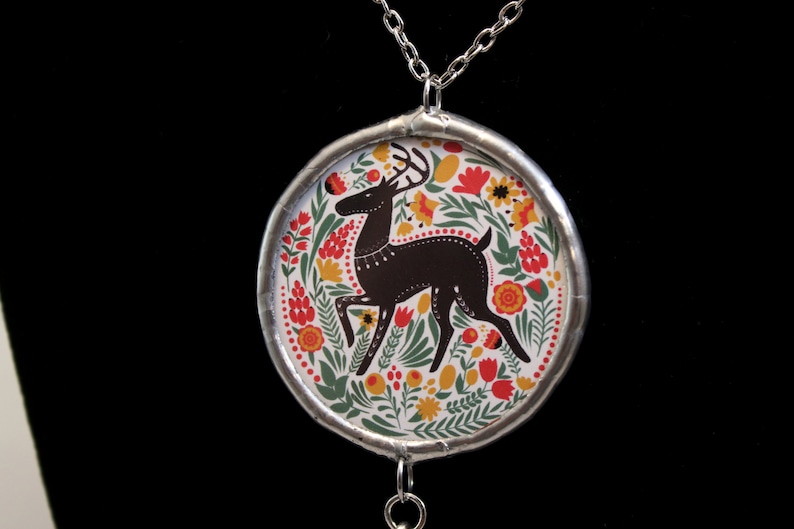 Free Shipping in US Folk Reindeer and Flowers Tassel Necklace Round Soldered Pendant
