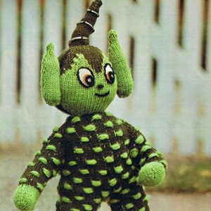 Knitted Martian Alien - Digital Knitting Pattern