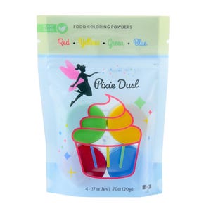 Puede incluir: Una bolsa de plástico transparente con polvos colorantes alimentarios etiquetada como "Pixie Dust". La bolsa presenta un diseño de cupcake de dibujos animados con colores rojo, amarillo, verde y azul. Contiene cuatro botes de 0,17 oz, en total 20 g.