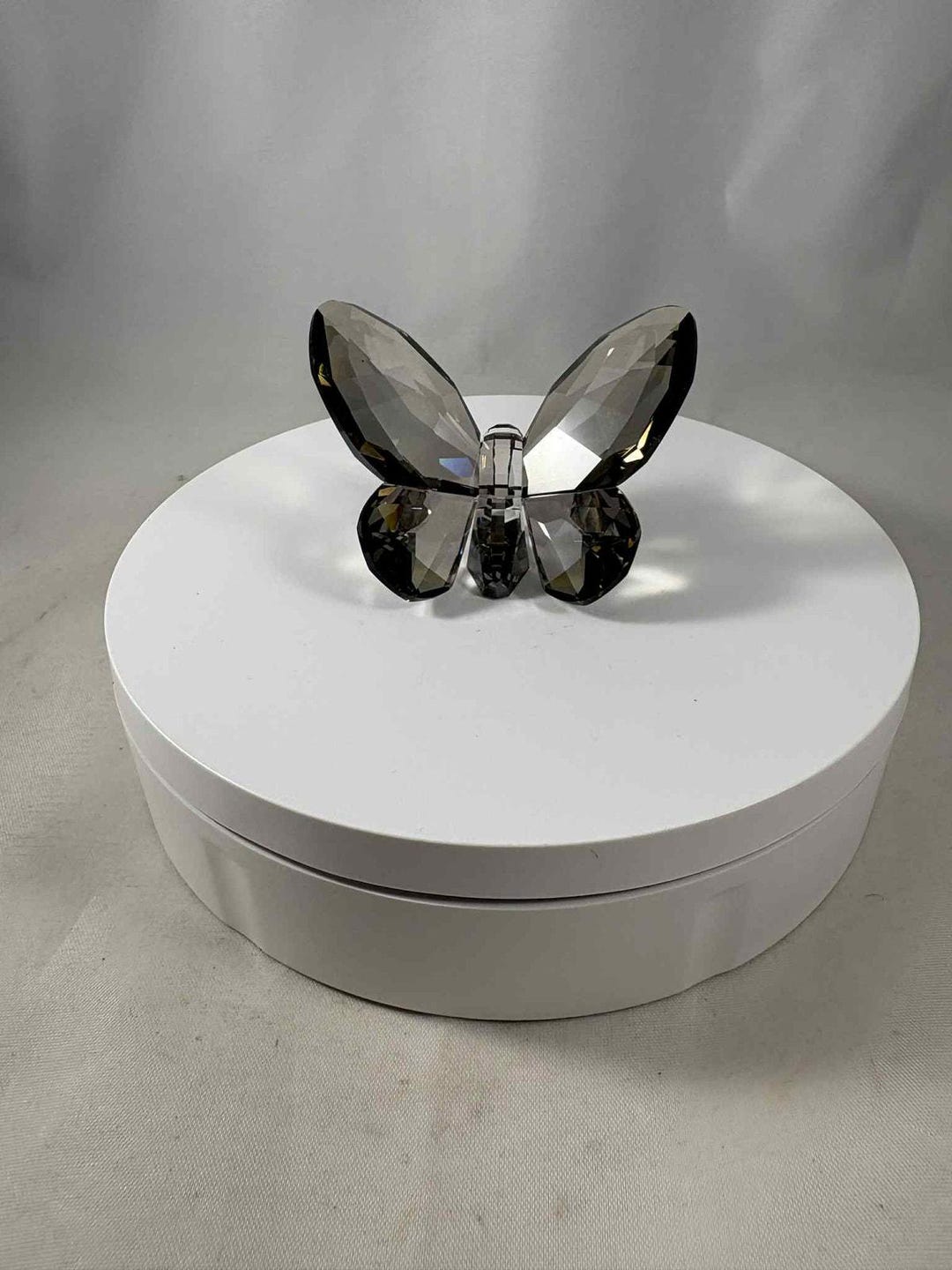 Swarovski Crystal Brilliant Butterfly Satin Shade #952727 Swan