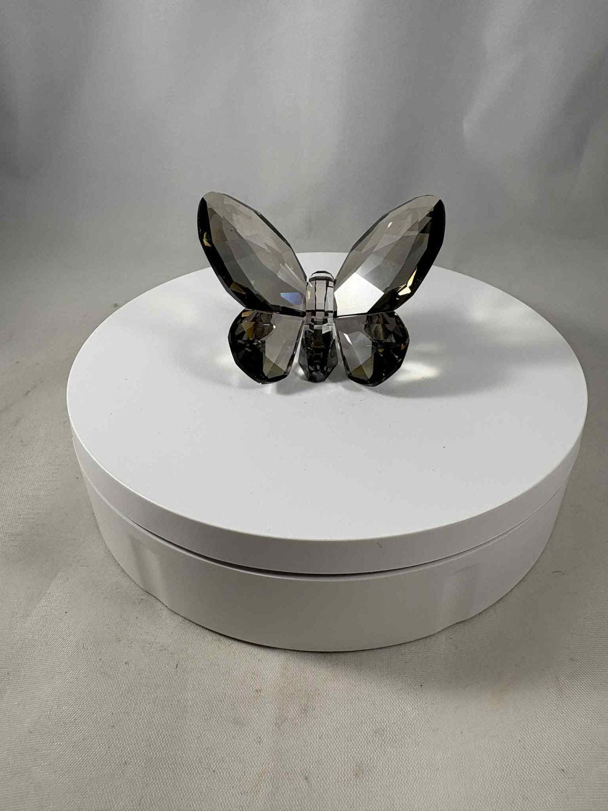 Swarovski Crystal Brilliant Butterfly Satin Shade #952727 Swan