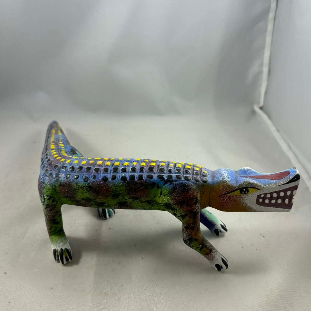 Vtg Inocencio Vasquez Melchor Hand Carved/painted Wooden Alebrije