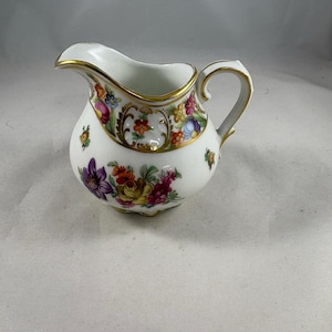 Vtg Schumann Bayern Tyskland Empress Dresden Blommor Gräddkanna Gratäng Guldkant