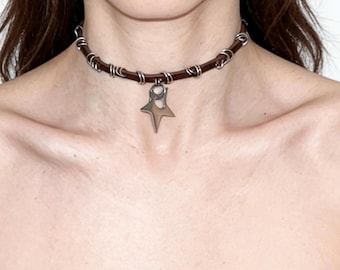 Gothic Star Choker Necklace, Punk Leather Choker with Metal Rings, Y2K Grunge Jewelry, Alternative Aesthetic Collar Gift for Her