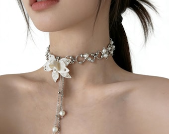 White Flower Statement Necklace, Stainless Steel Chain, Pearl Drop Necklace, Bridal Jewelry, Wedding Necklace, Photo Shoot Accessory