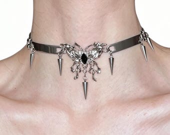 Grunge-Schmetterlings-Choker-Halskette, silberner Stachelchoker mit schwarzem Edelstein, edgy Gothic-Schmuck, Punk-Y2K-Accessoires, alternatives Geschenk für sie