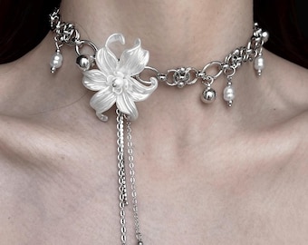 Romantic Flower Choker Necklace – Handmade Orchid Statement Jewelry, Fairycore Y2K Aesthetic