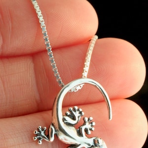 Gecko Necklace Gecko Jewelry Gecko Charm Lizard Necklace Lizard Jewelry Lizard Charm Silver Gecko Hawaii Jewelry Salamander Jewelry Newt