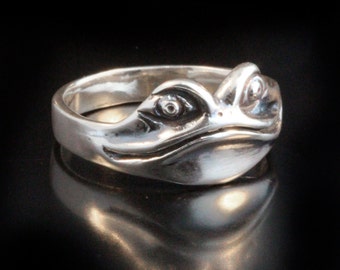 Frog Ring Frog Jewelry - Frog Face Ring - Froggy Stuff - Frog Prince - Silver Frog Animal Ring