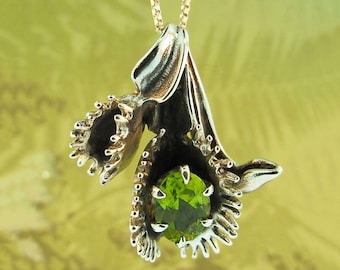 Venusfliegenfalle Anhänger mit Edelstein - Sterling Silber - Peridot Schmuck