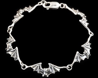 Bat Bracelet Silver Bat Link Bracelet Bat Jewelry Sterling Silver Bat Gothic Jewelry Halloween Jewelry Bat Lover Bat Wing Linked Bracelet